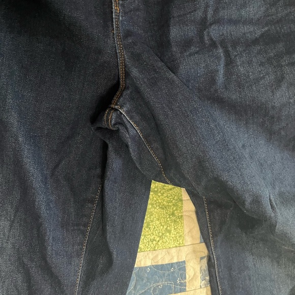 Boot cut full panel maternity jeans from Old Navy - Picture 6 of 8